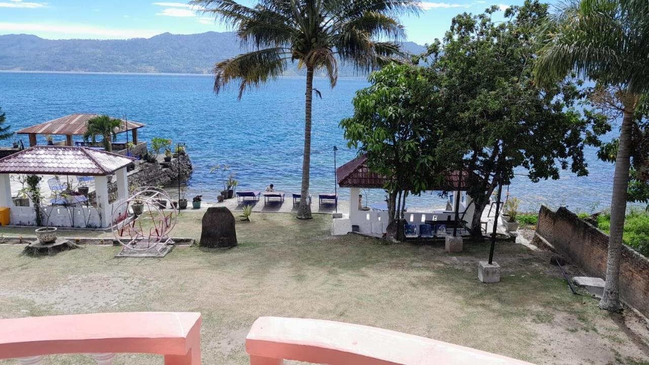 Hotel Barbara Tuk Tuk Exterior photo